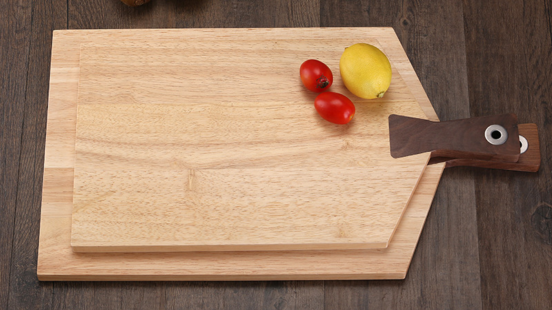 Wood cutting board